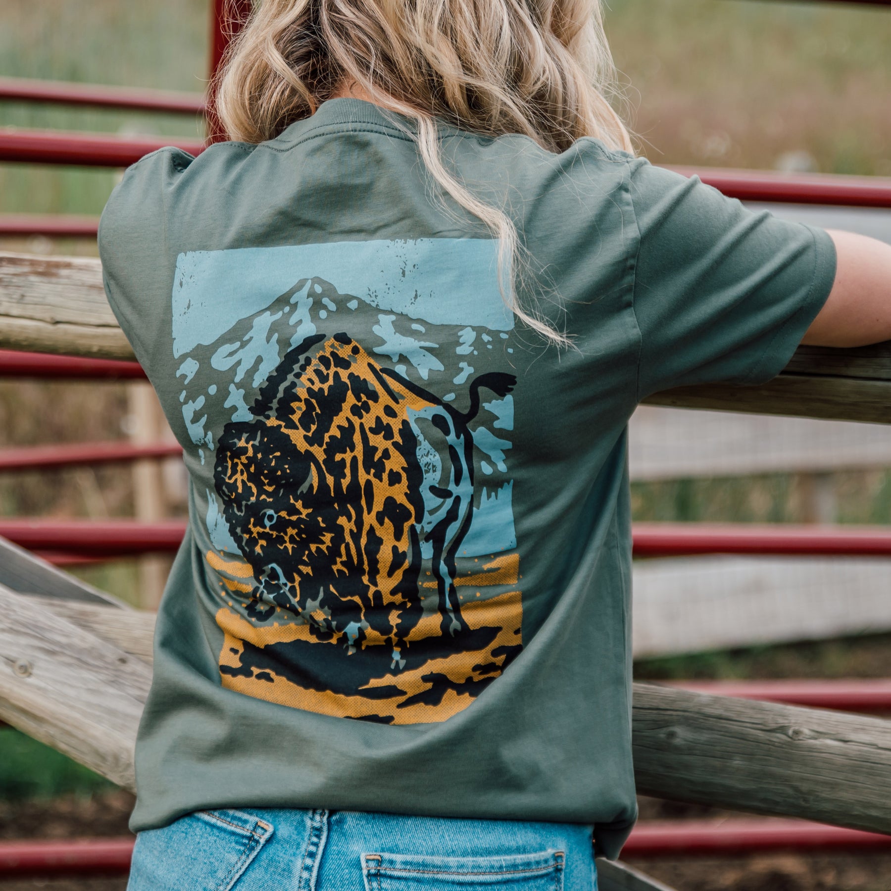 Bison Mountain Range - MONTANA SHIRT CO.