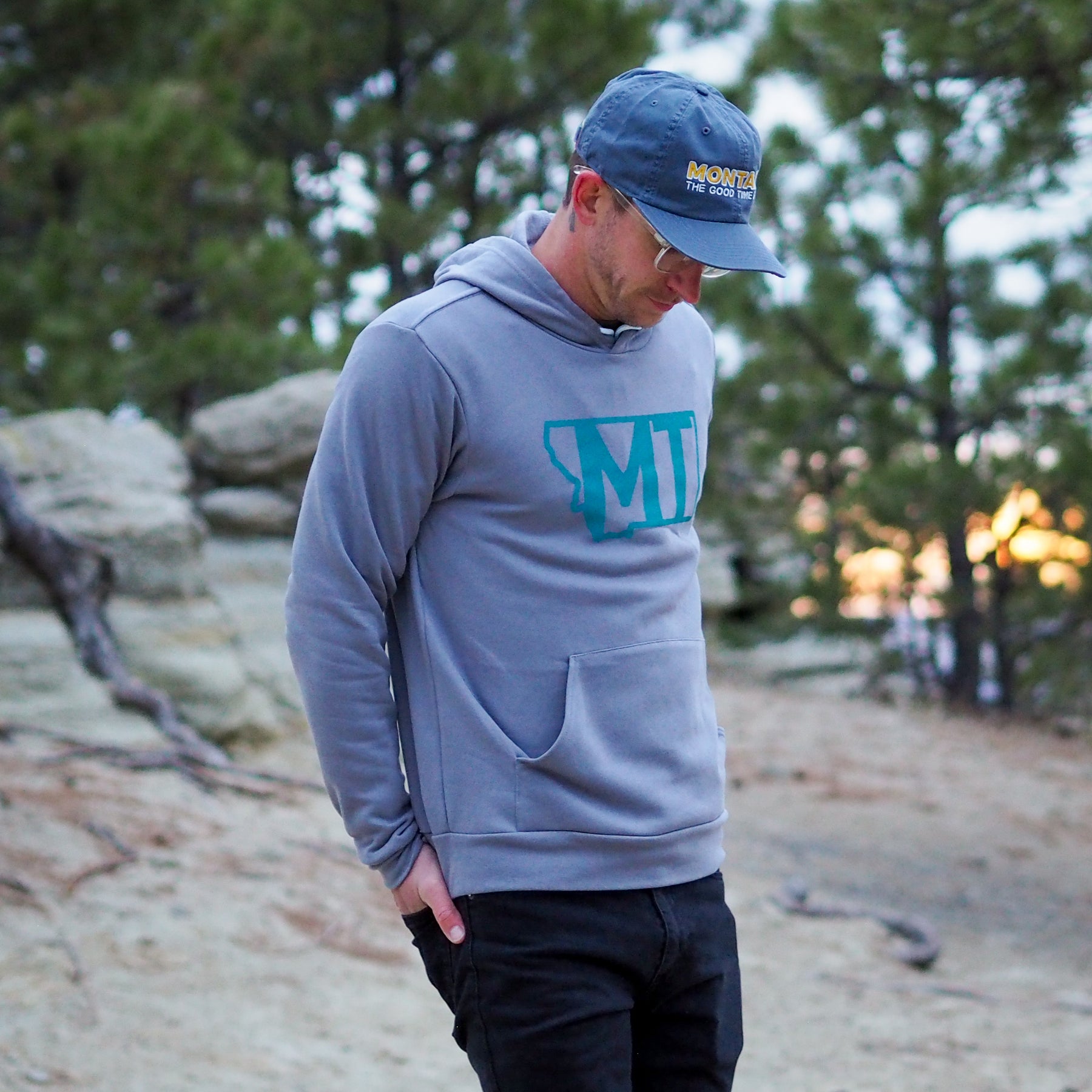 Big MT Hoodie (unisex) - MONTANA SHIRT CO.