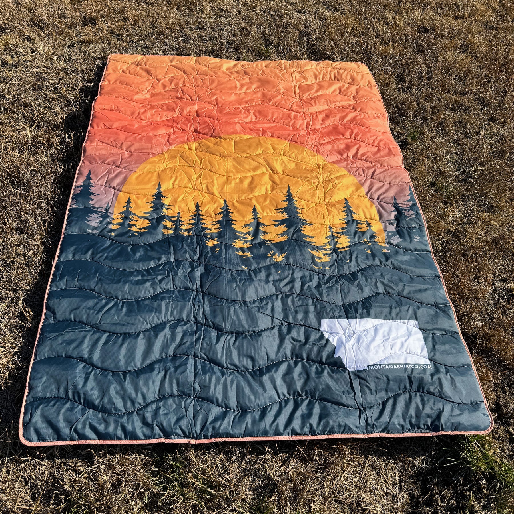 Sunset Silhouette Camp Blanket - MONTANA SHIRT CO.